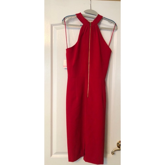 Red Knee-Length Dress - Picture 5 of 6